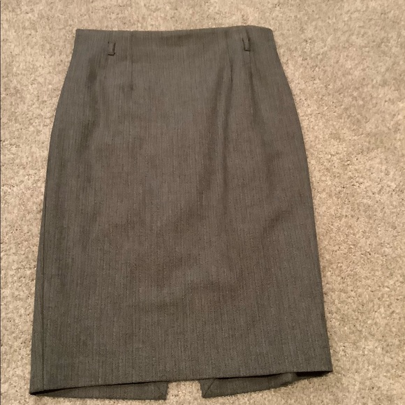 Express Size 8 Gray Suit Jacket and Skirt Set - Picture 2 of 2